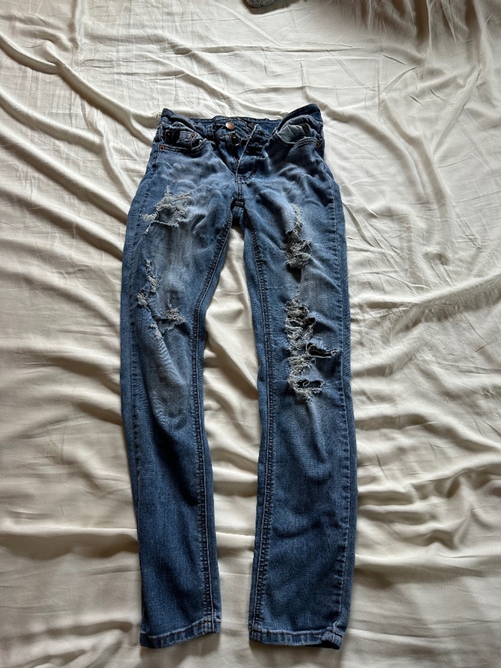Twenty One Black Distressed Ripped Skinny Jeans Y2K Grunge